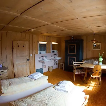 ホテル Casa Fausta Capaul Breíl