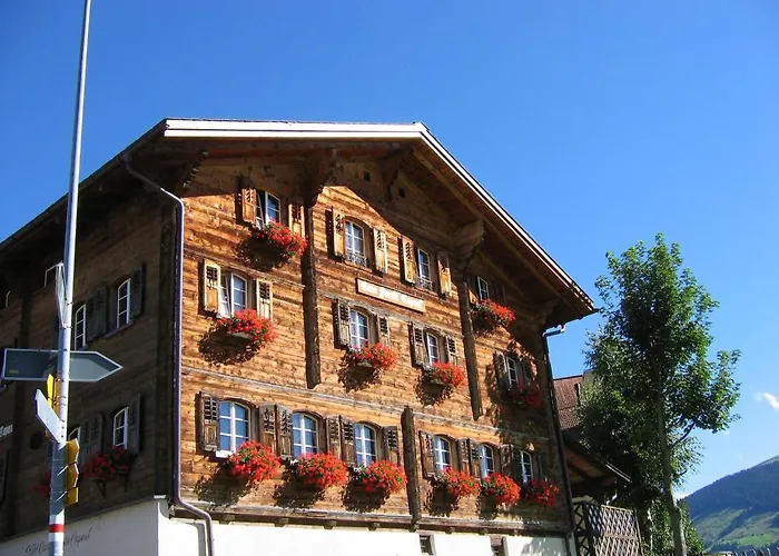 Casa Fausta Capaul Otel