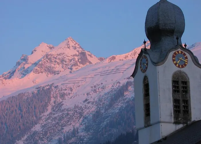 Casa Fausta Capaul Otel