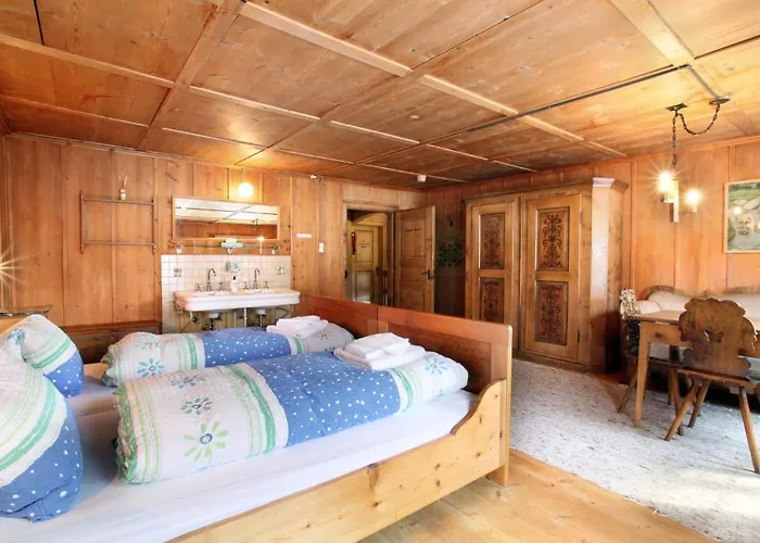 Casa Fausta Capaul Otel Breíl