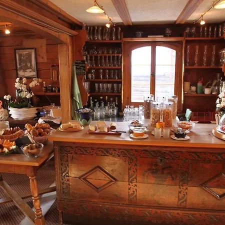 Szálloda Casa Fausta Capaul